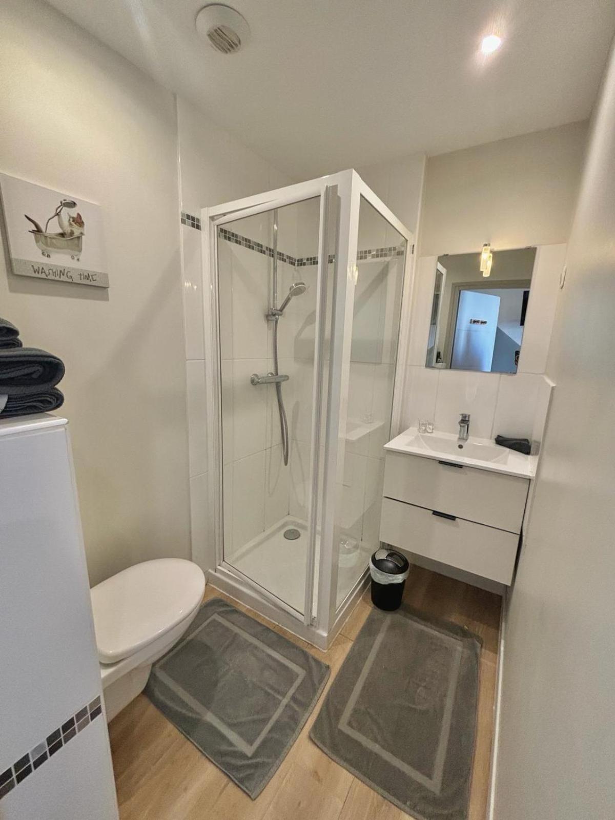 Gambetta Apartment