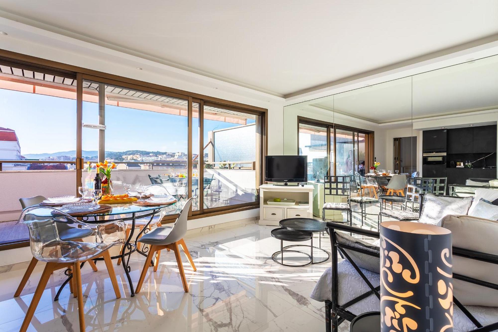 Appartement Résidence Gray D'albion Del562 Cannes
