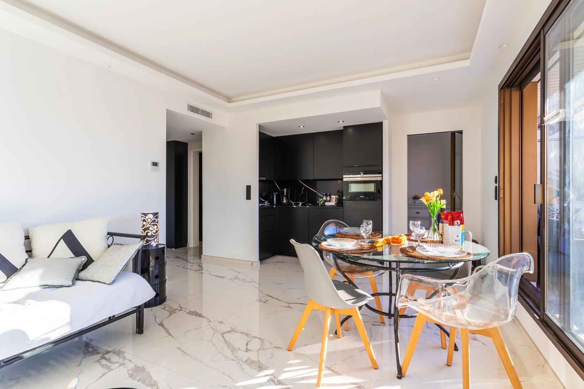 Appartement Résidence Gray D'albion Del562 Cannes