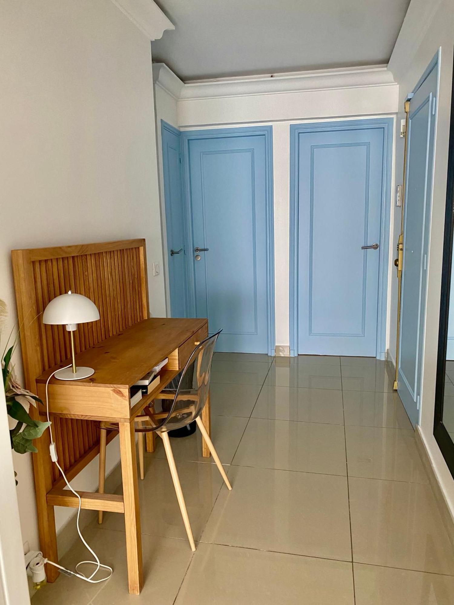 3 Pieces- Vieux Port- Terrasse - Parking Possible Apartment *