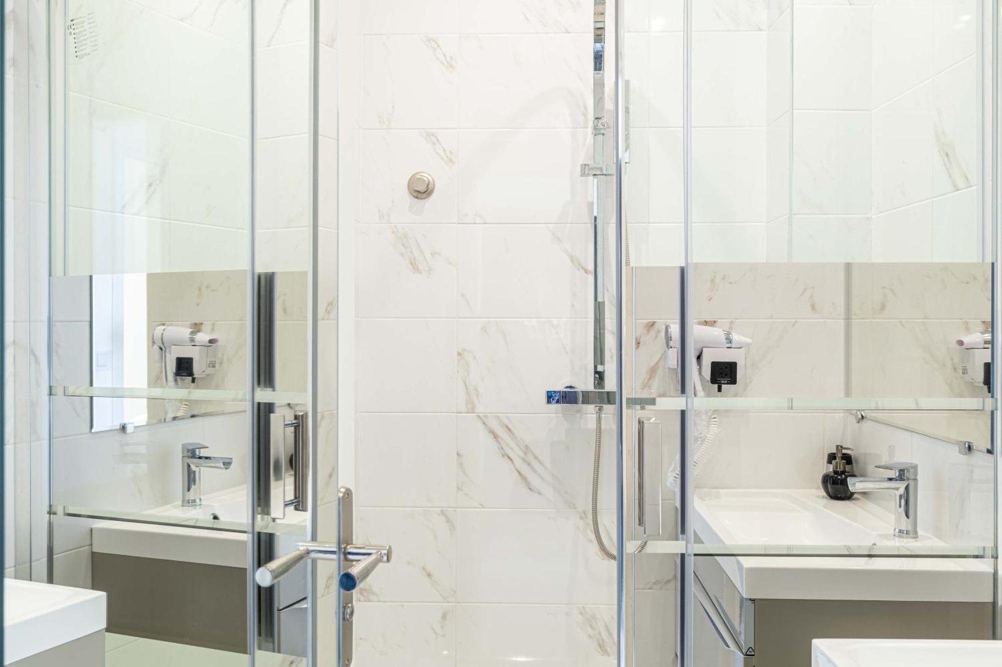 Cmg / Plage Barriere Apartment *