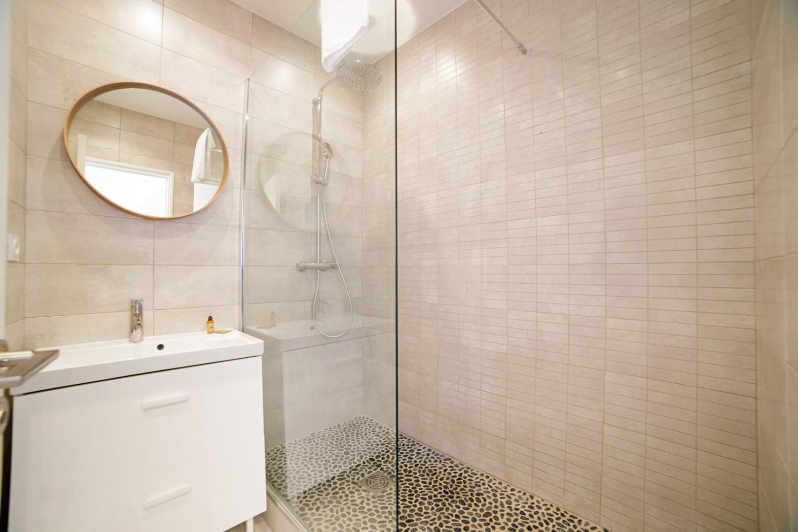 Apartment Lumineux Et Renove Centre Cannes