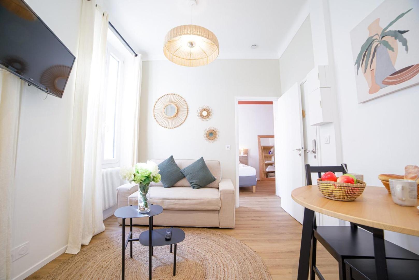 Lumineux Et Renove Centre Appartement *