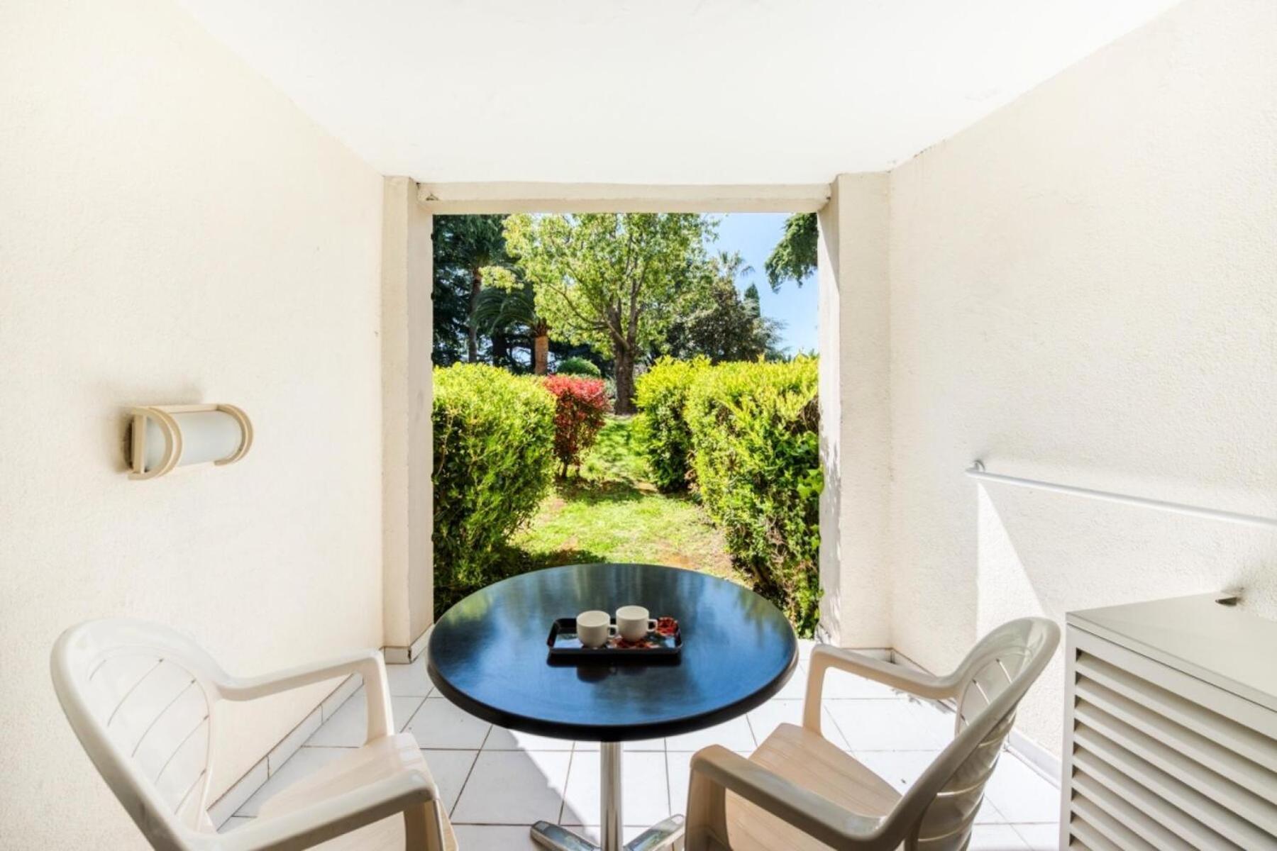 Apartment Francia - Maeva - 4 Personnes - Selection Mae-7833 Cannes