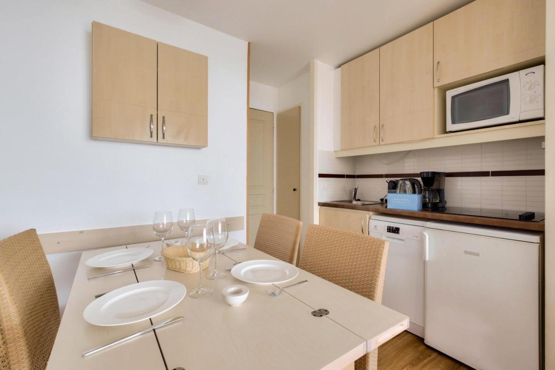 Apartment Francia - Maeva - 4 Personnes - Selection Mae-1554 *