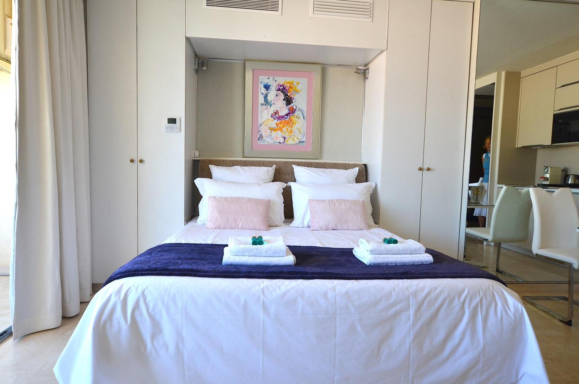 Grand Ibis Avec Terrasse Apartment *