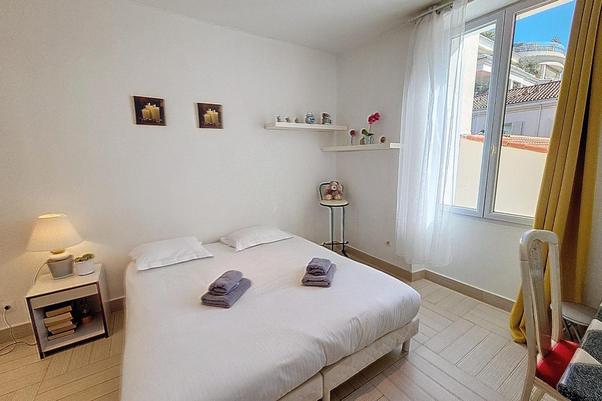 Henri Camille Real Estate - St Marie 2 - 3 Bedrooms - Center Cannes