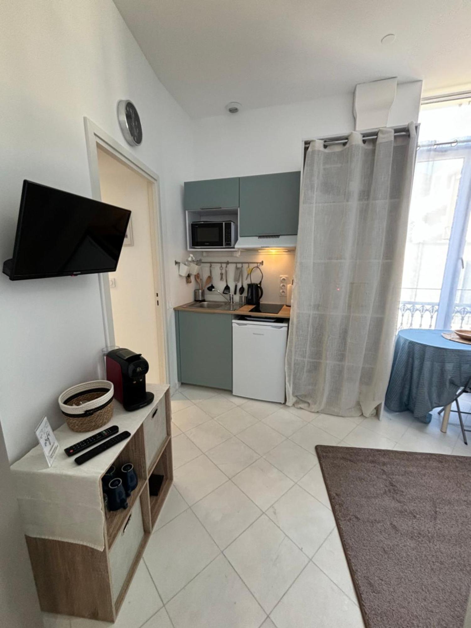 Studio En Plein Coeur De Appartement