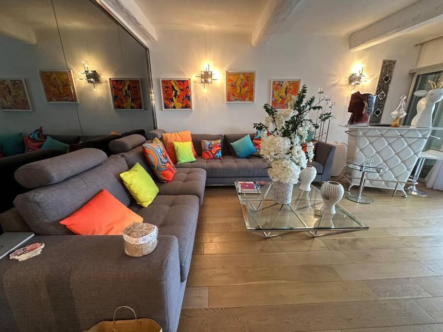 Apartment Vieux Port Splendide Vue Cannes