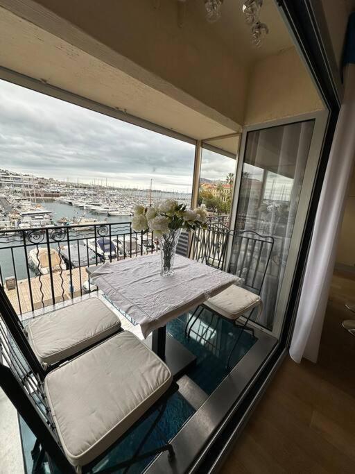 Vieux Port Splendide Vue * Cannes