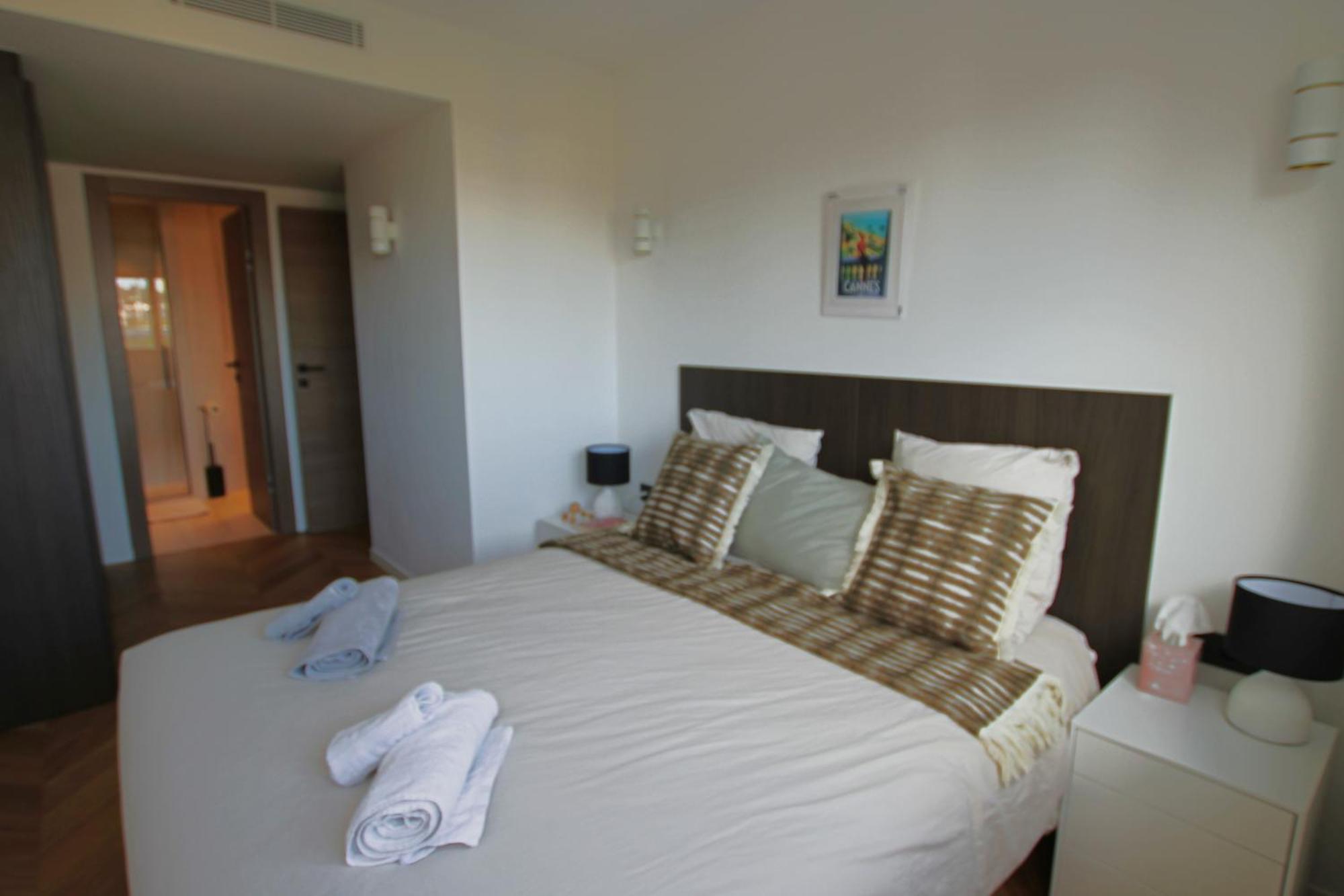 Completely Renovated On Bld Croisette, 3 Parental Bedrooms