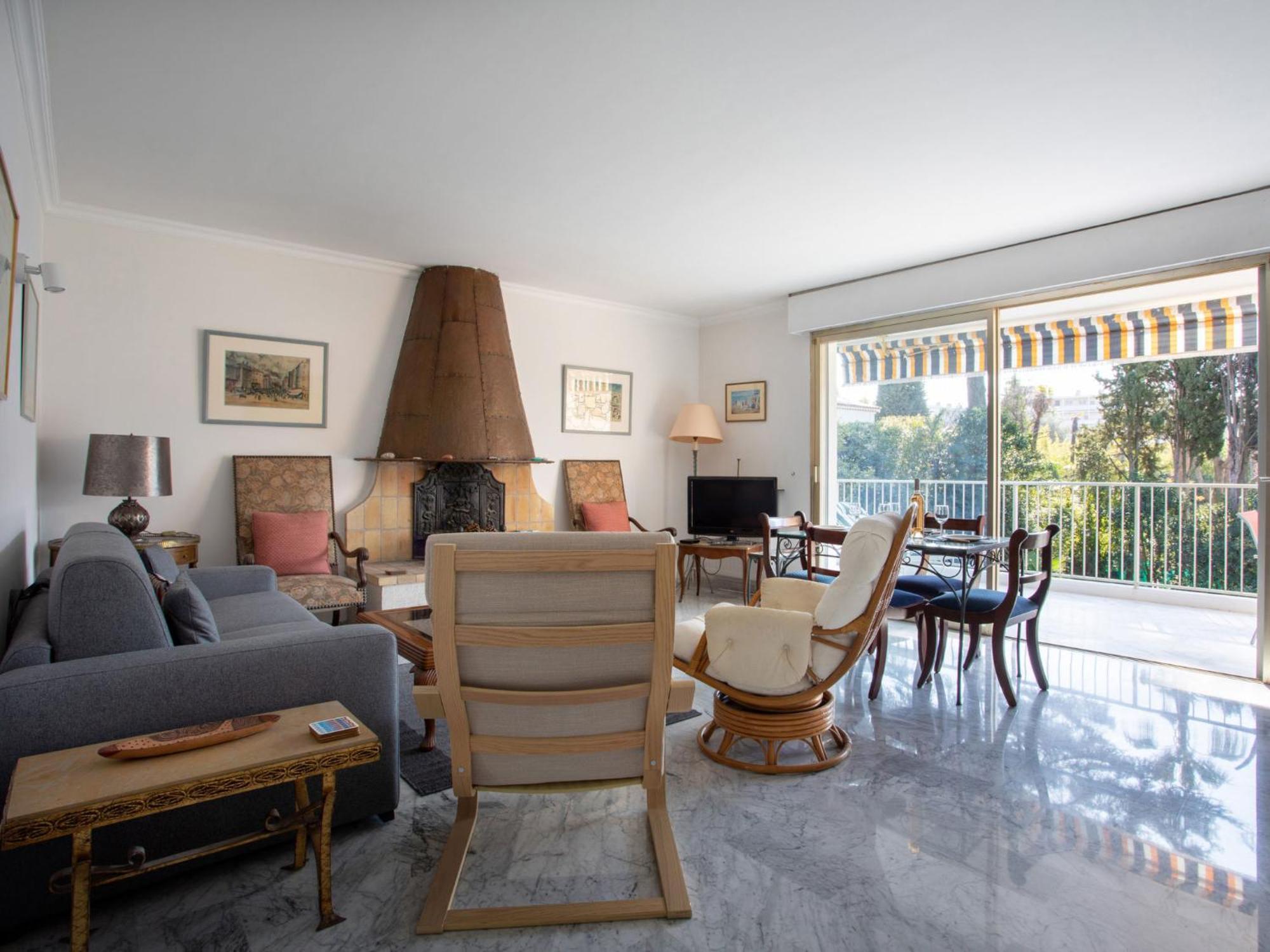 Val Joli-2 By Interhome