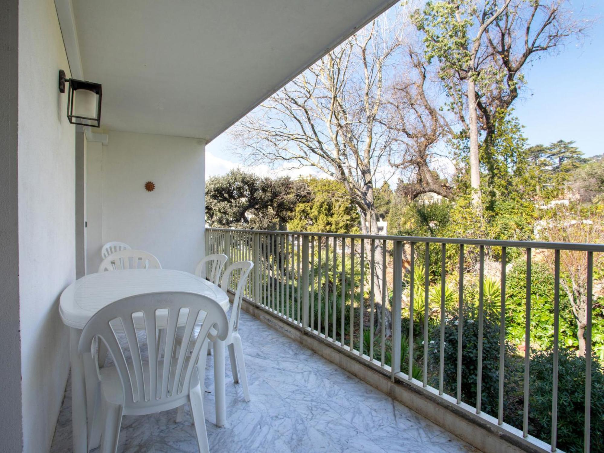 Val Joli-2 By Interhome