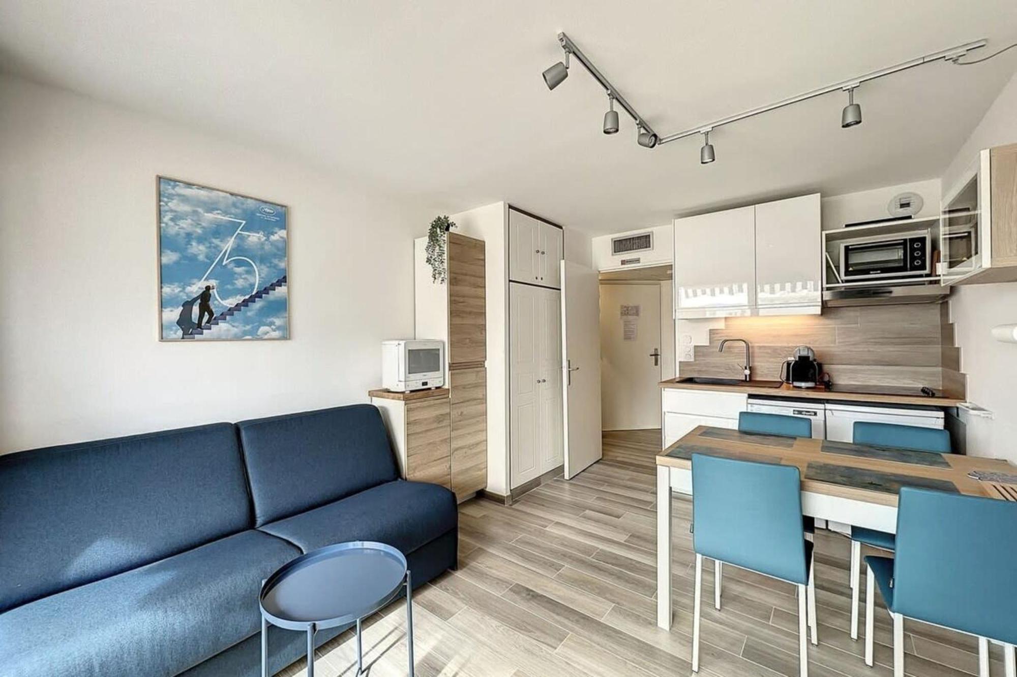 Les Felibriges - 2-room Flat - Ideal For Congresses In *
