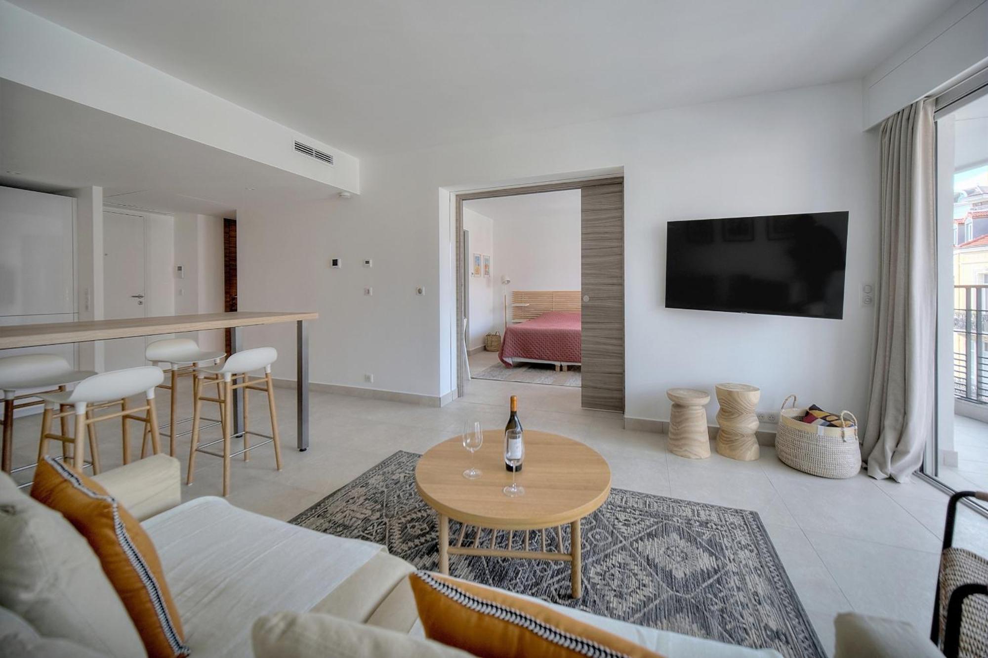 Spacieux Et Confortable 2 Pieces A1b259 Apartment *