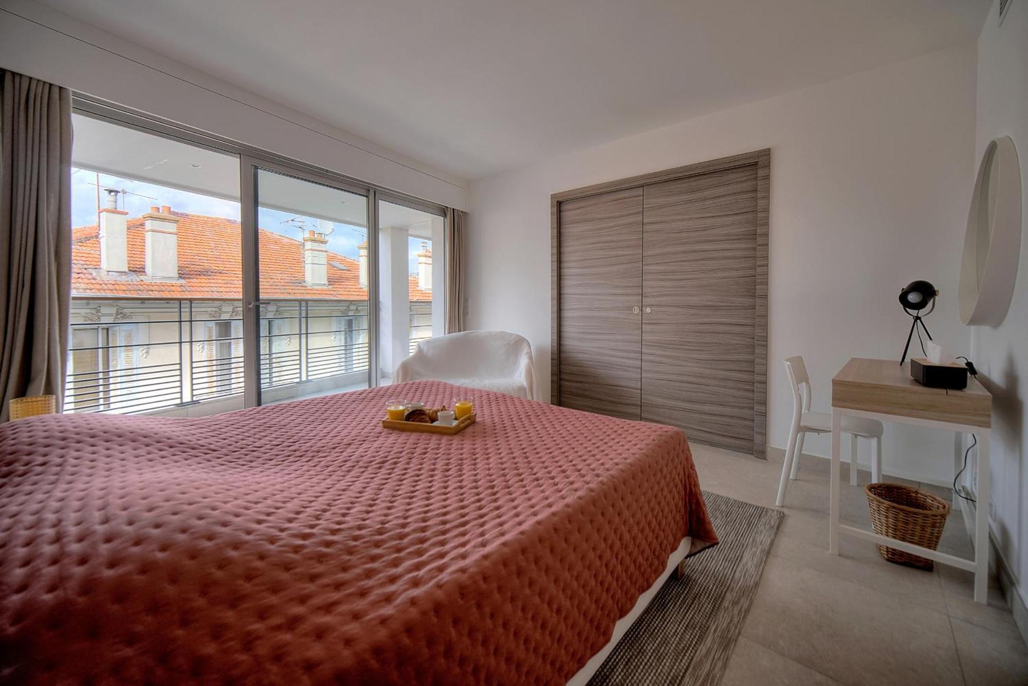 Spacieux Et Confortable 2 Pieces A1b259 Apartment