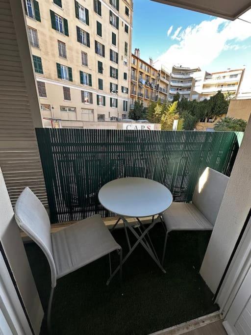 Joli F2, 7 Min De La Gare Appartement Cannes