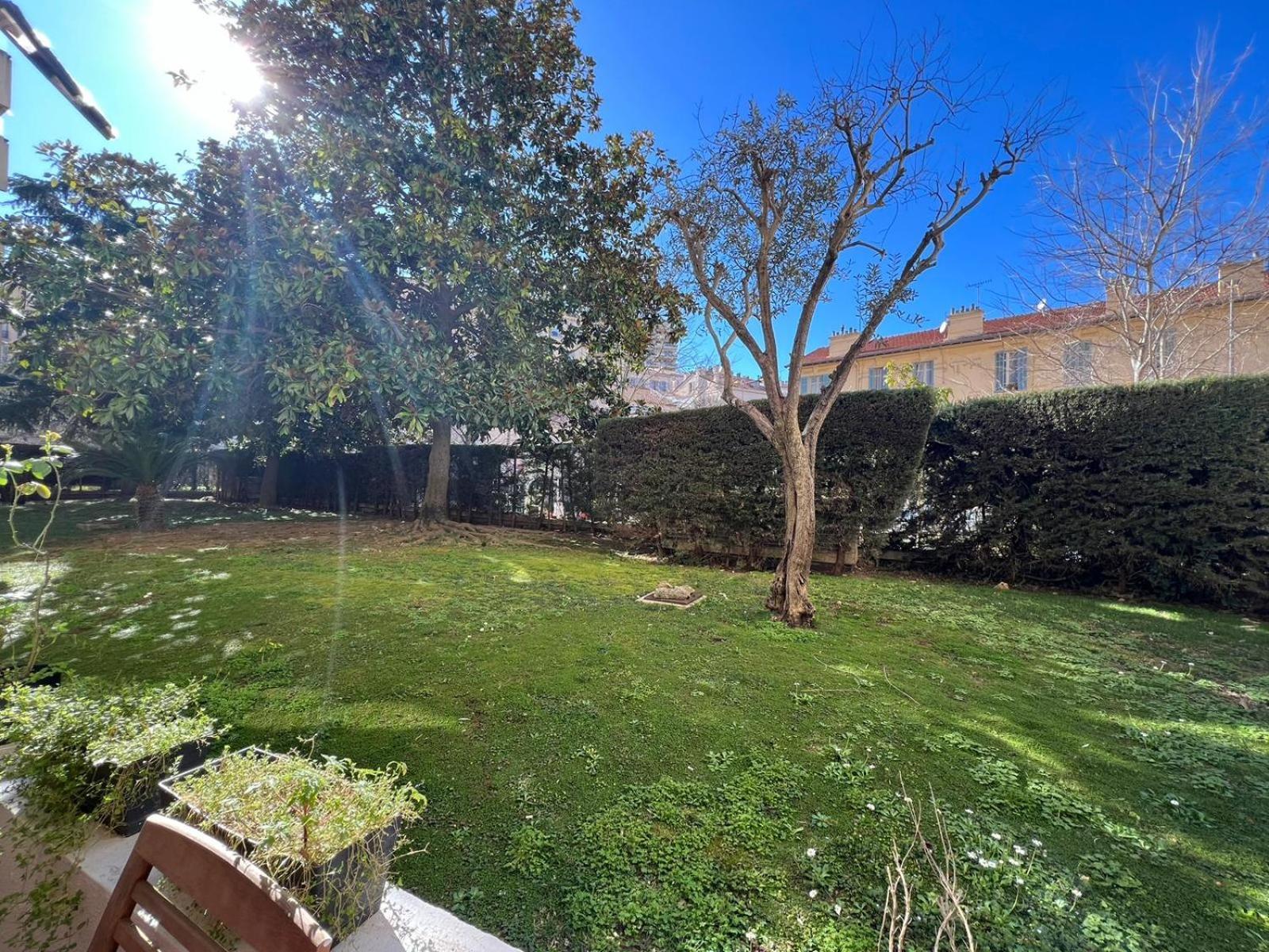 Apartment Superbe Studio Terrasse Centre Et Plages A Pieds Cannes