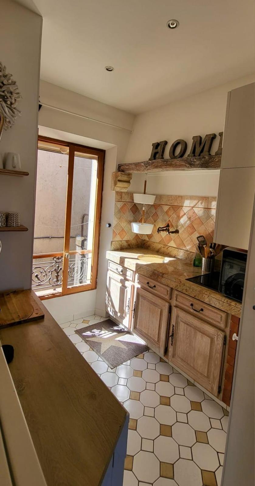 Cosy Apartment *
