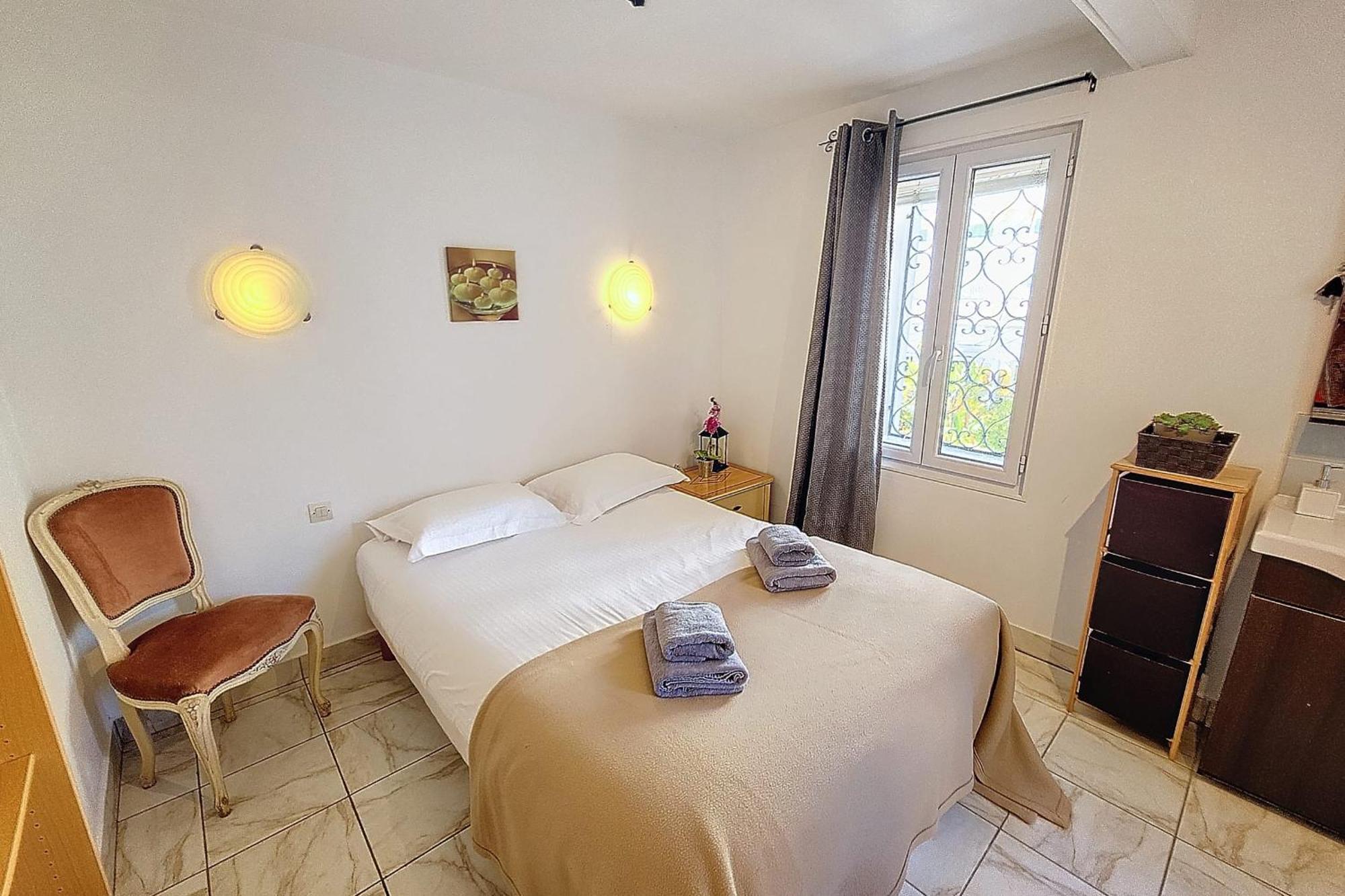 Apartment Henri Camille Real Estate - St Marie 2 - 3 Bedrooms - Center *