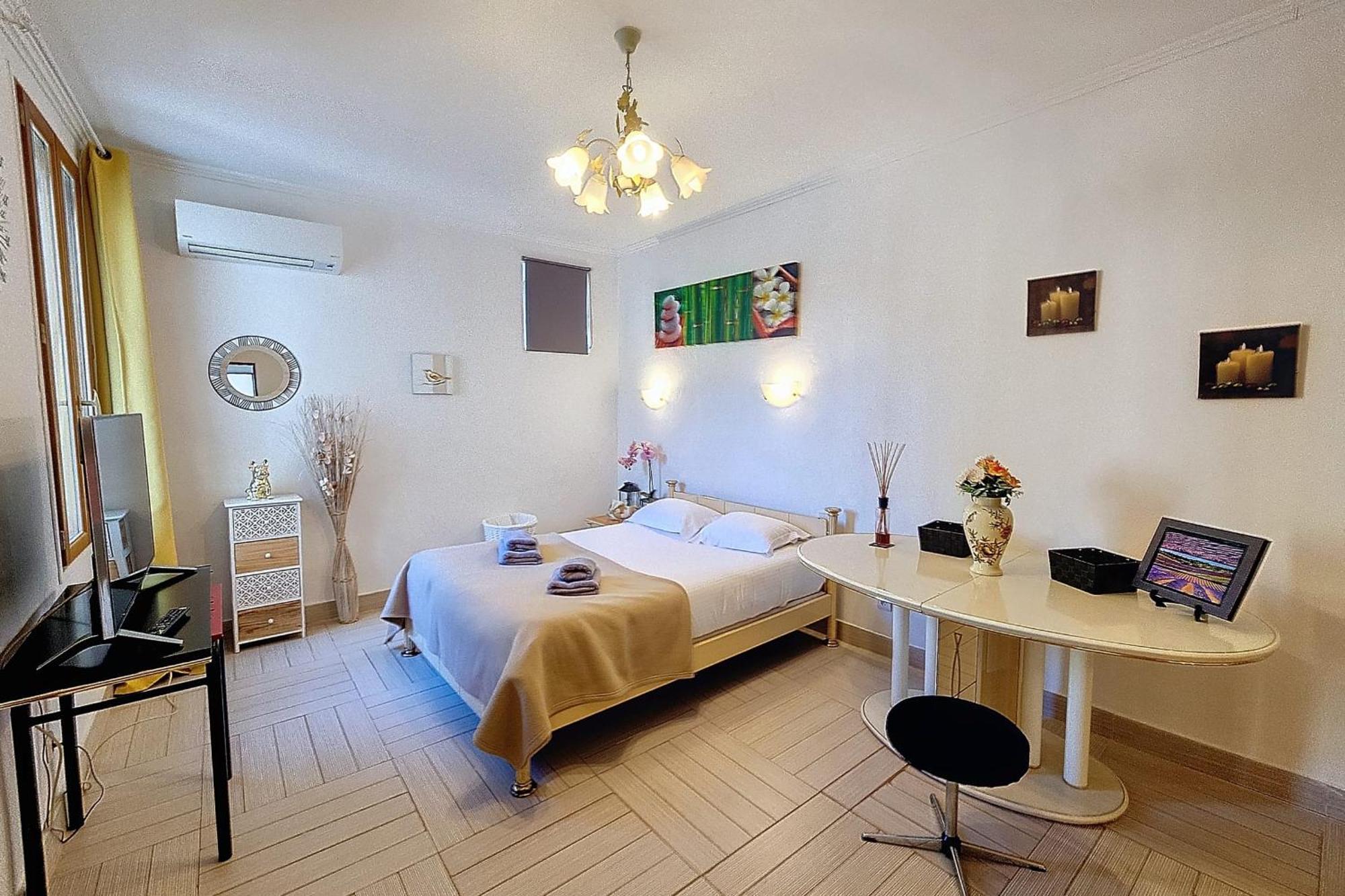 Henri Camille Real Estate - St Marie 2 - 3 Bedrooms - Center *