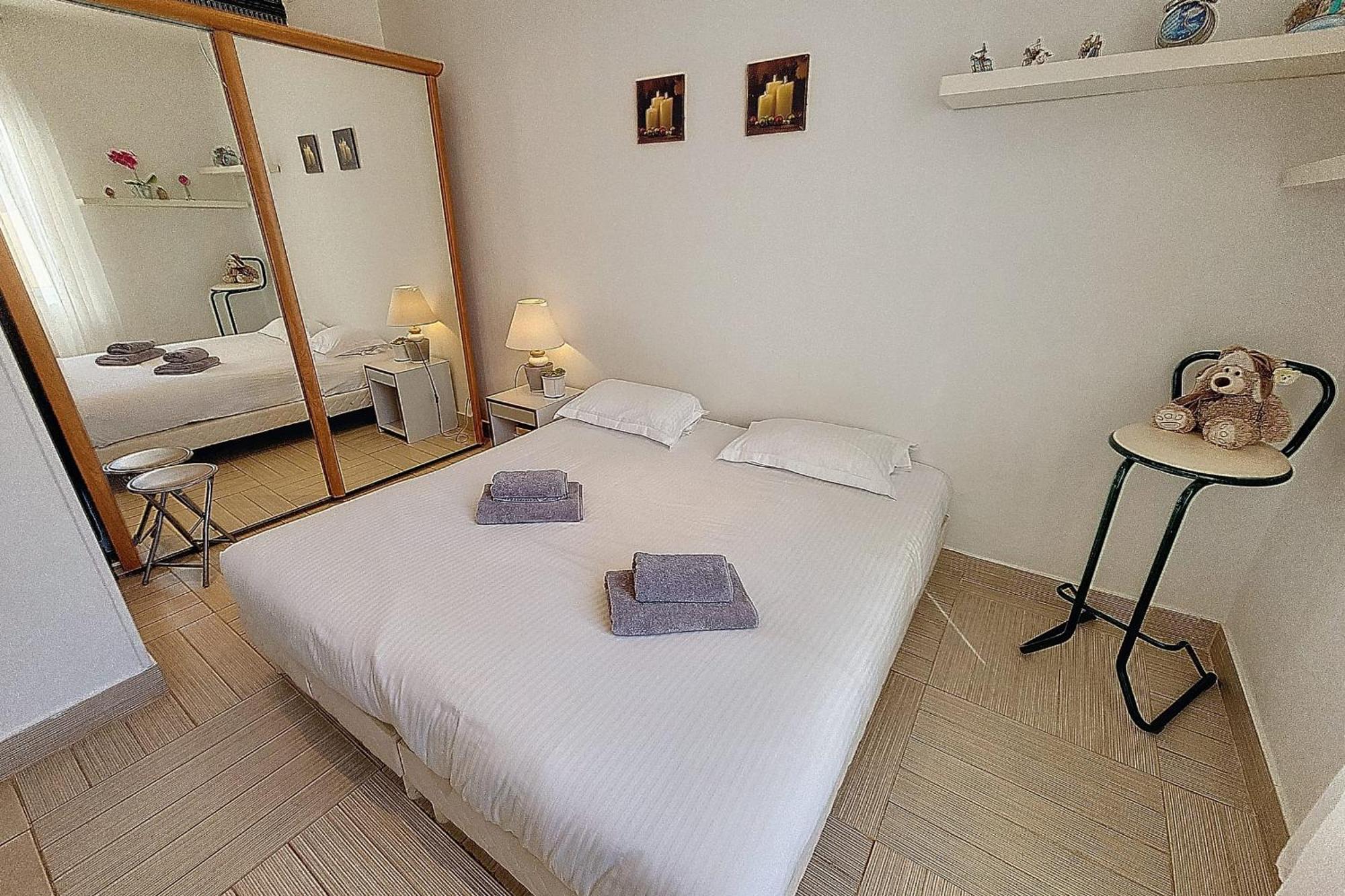 Henri Camille Real Estate - St Marie 2 - 3 Bedrooms - Center * Cannes