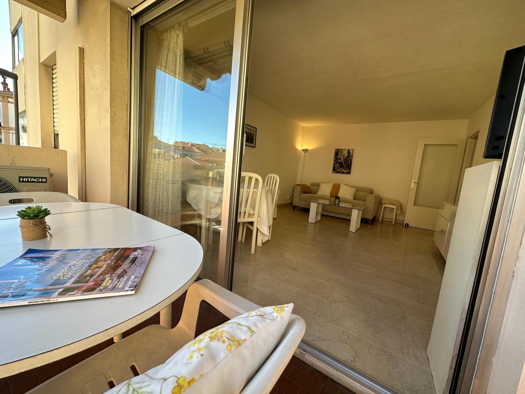 Avec Terrasse, A 500 M Du Palais Apartment *