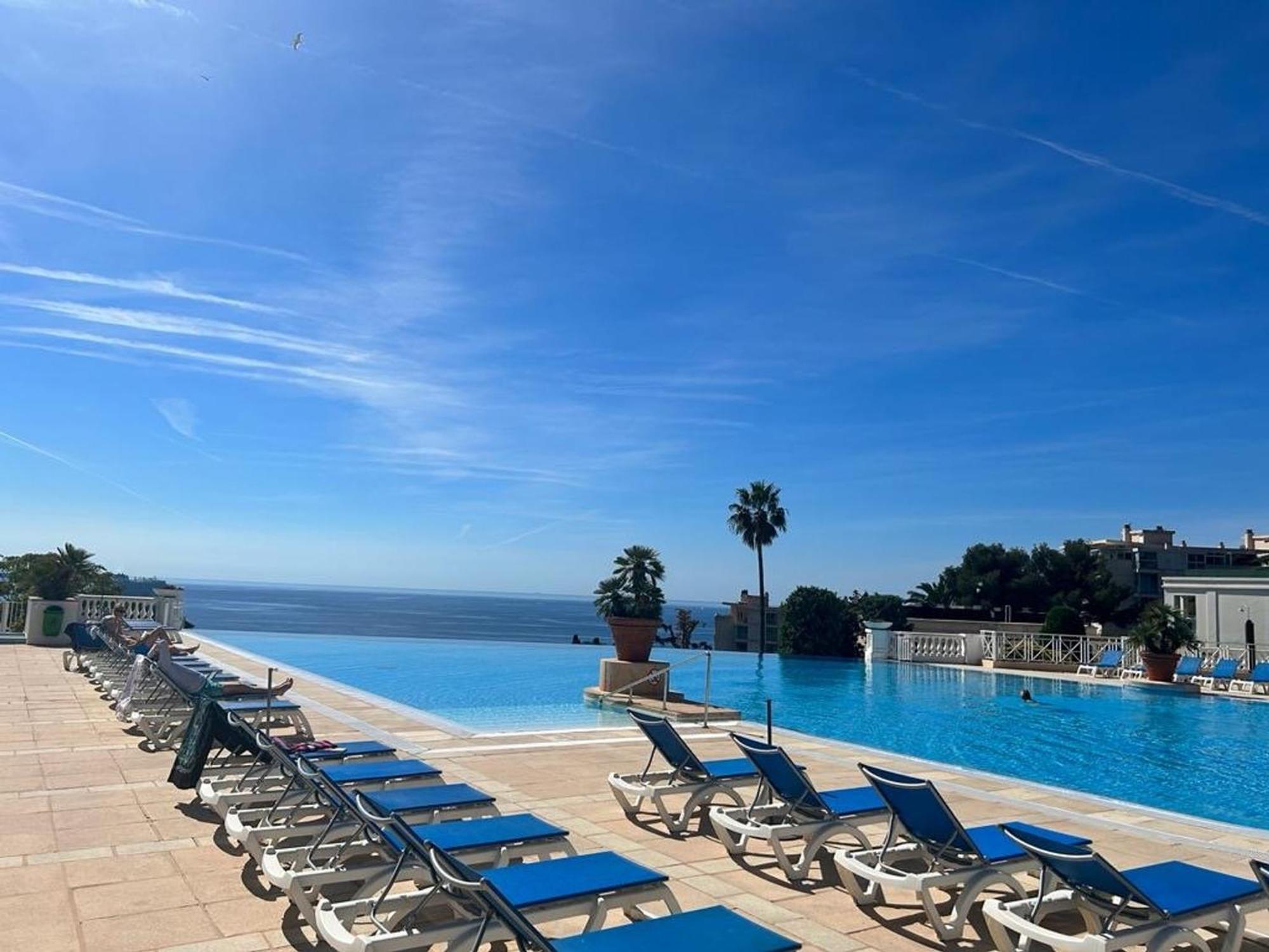 5 Personnes Avec Piscine Et Parking A - Fr-1-609-97 *