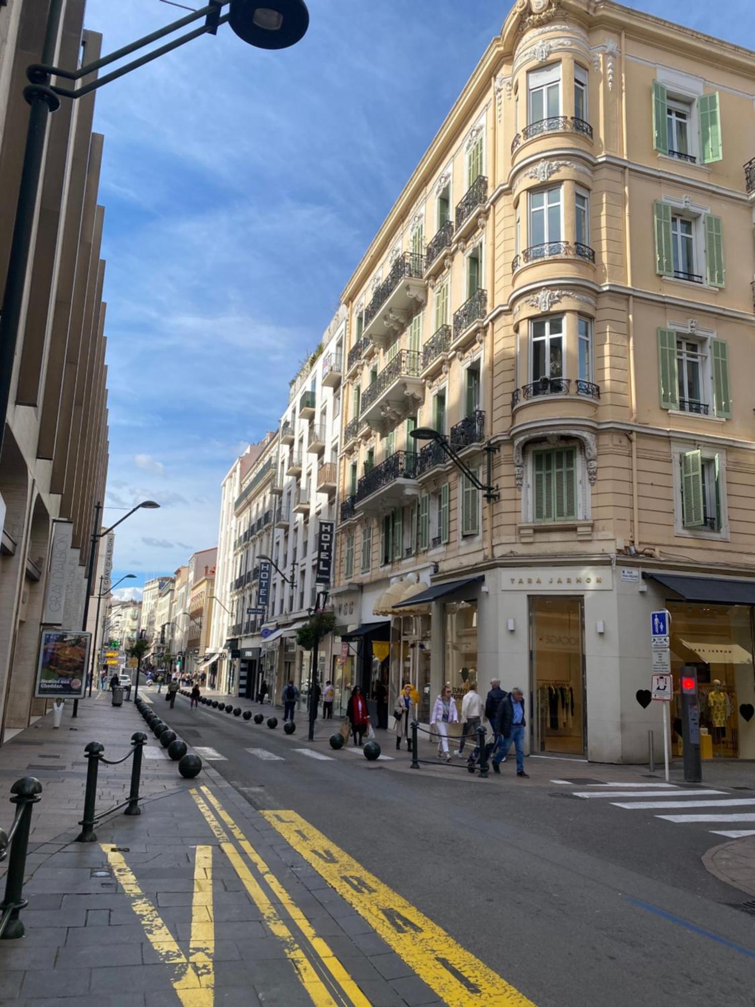 Appartement Superbe Hypercentre Climatise Cannes