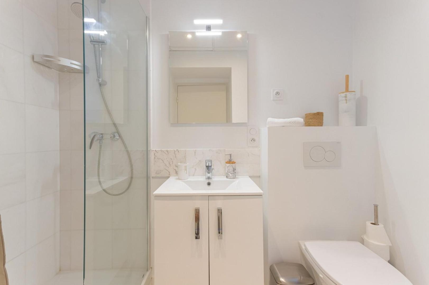 A Prado Apartment *