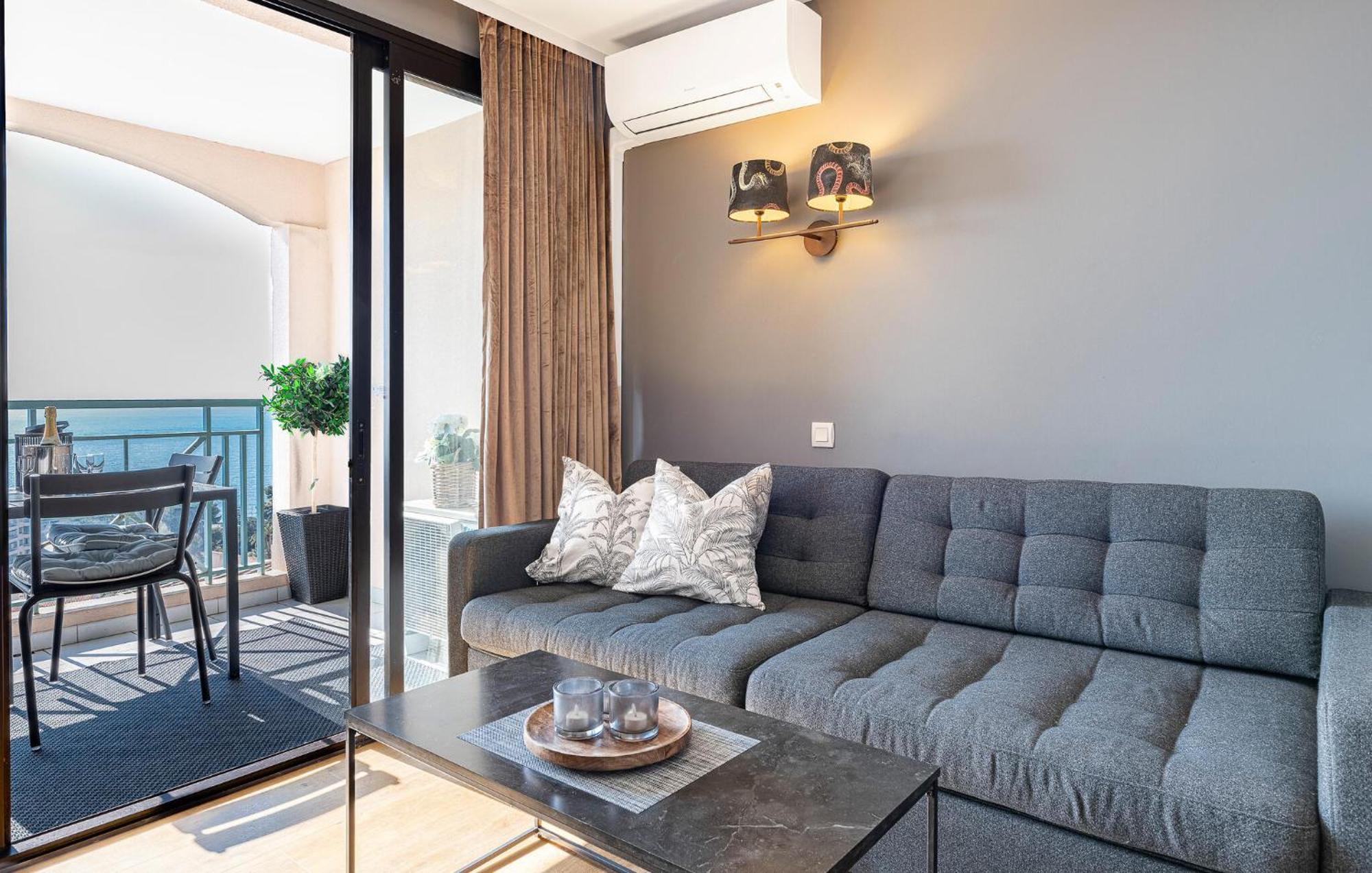 Cozy In With Kitchenette Apartment *