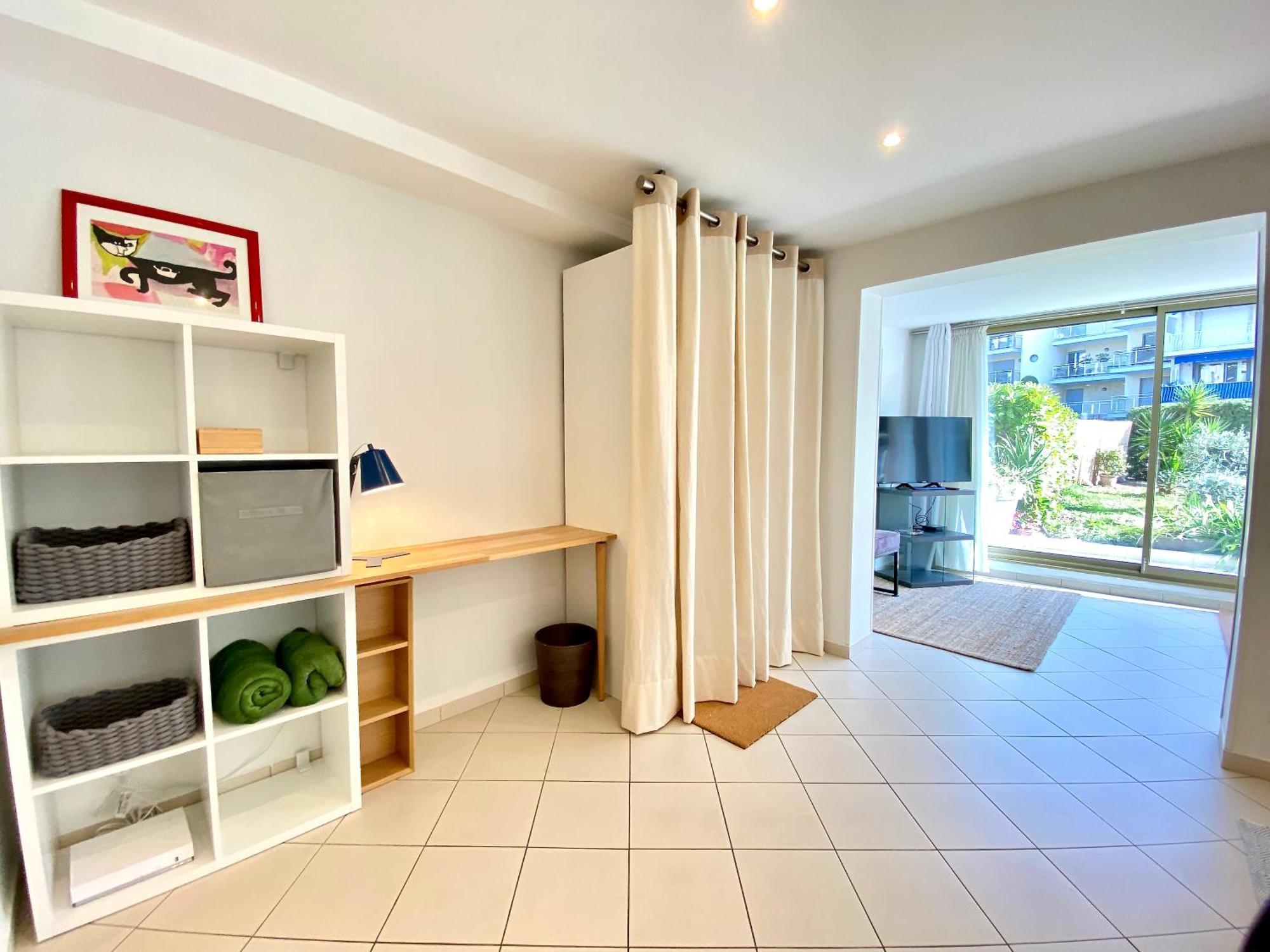 Les Jardins De Lerins By Scls Locations *