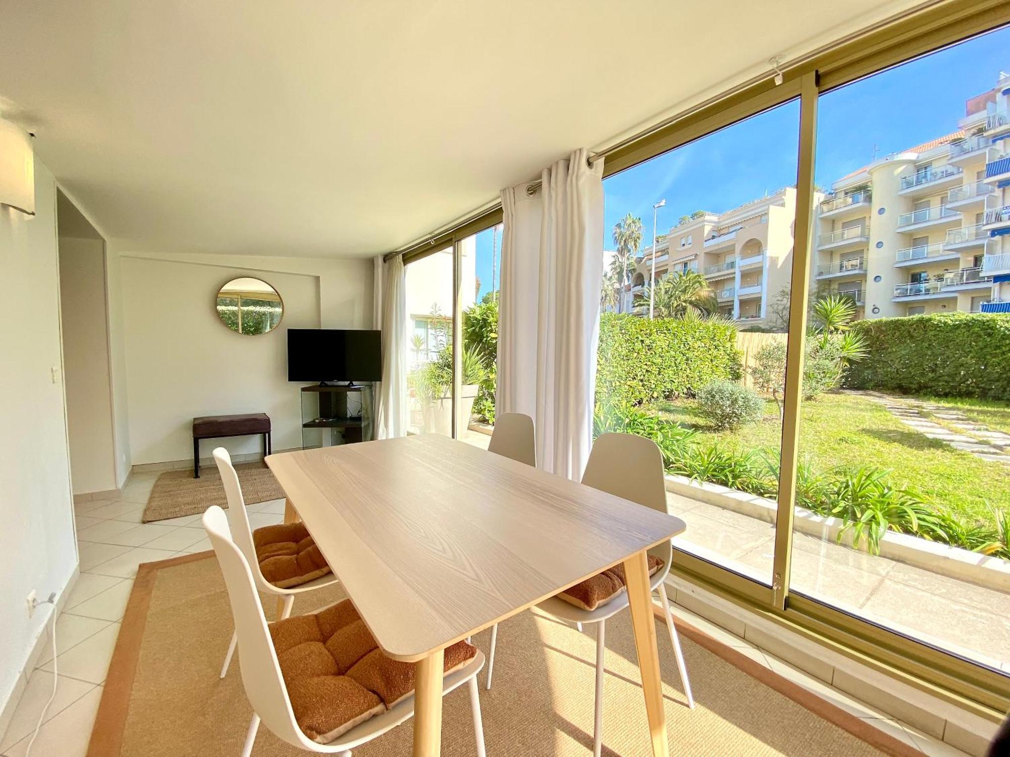 Apartment Les Jardins De Lerins By Scls Locations