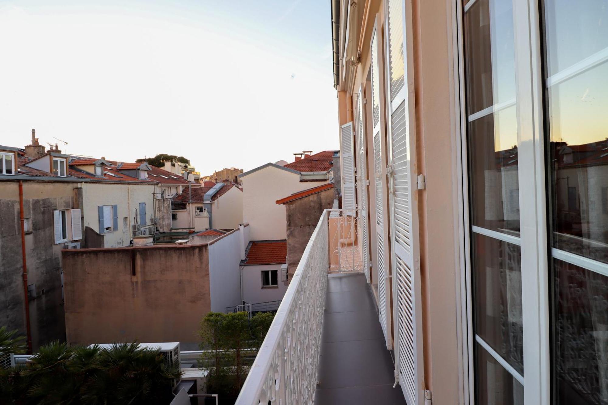 Bivouac Appartement Cannes