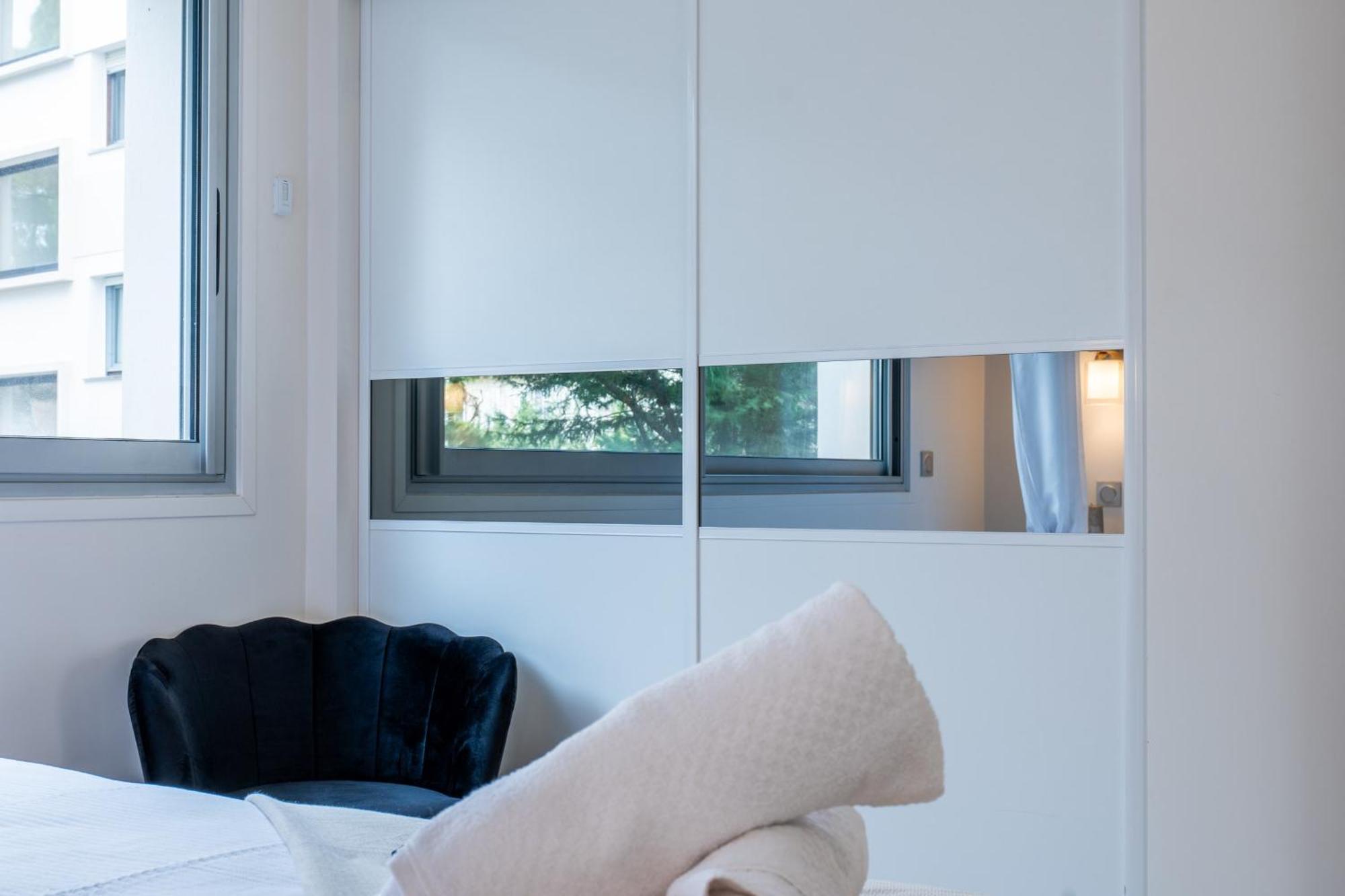 2-room With Terrace Close To The Center Apartment *