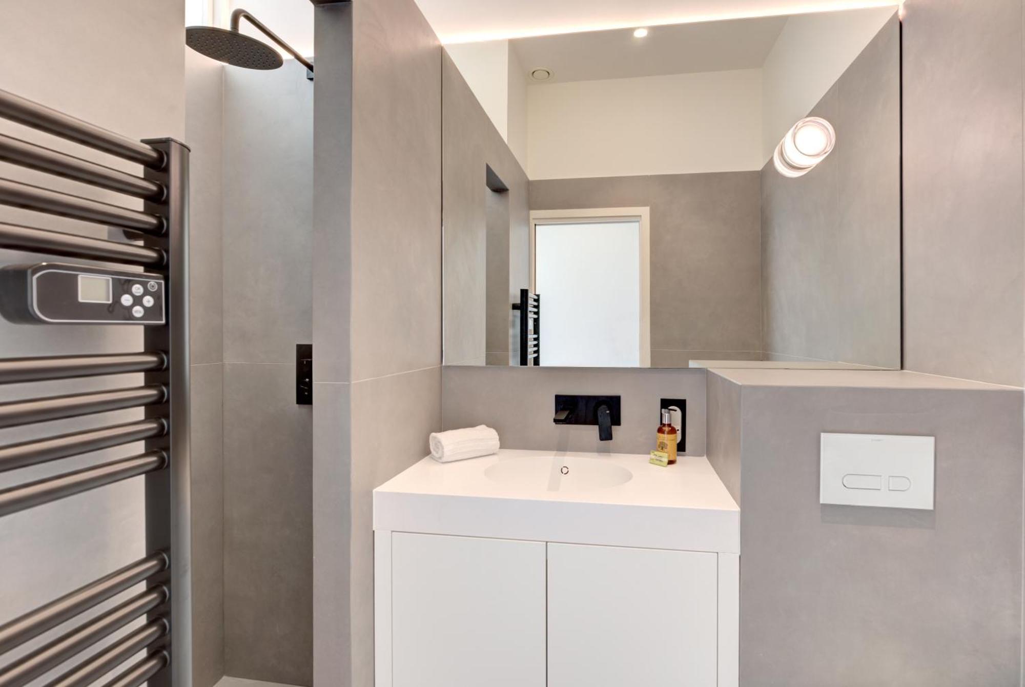Immogroom - Luxueux - 2min Du Palais - Vue - Clim * Cannes
