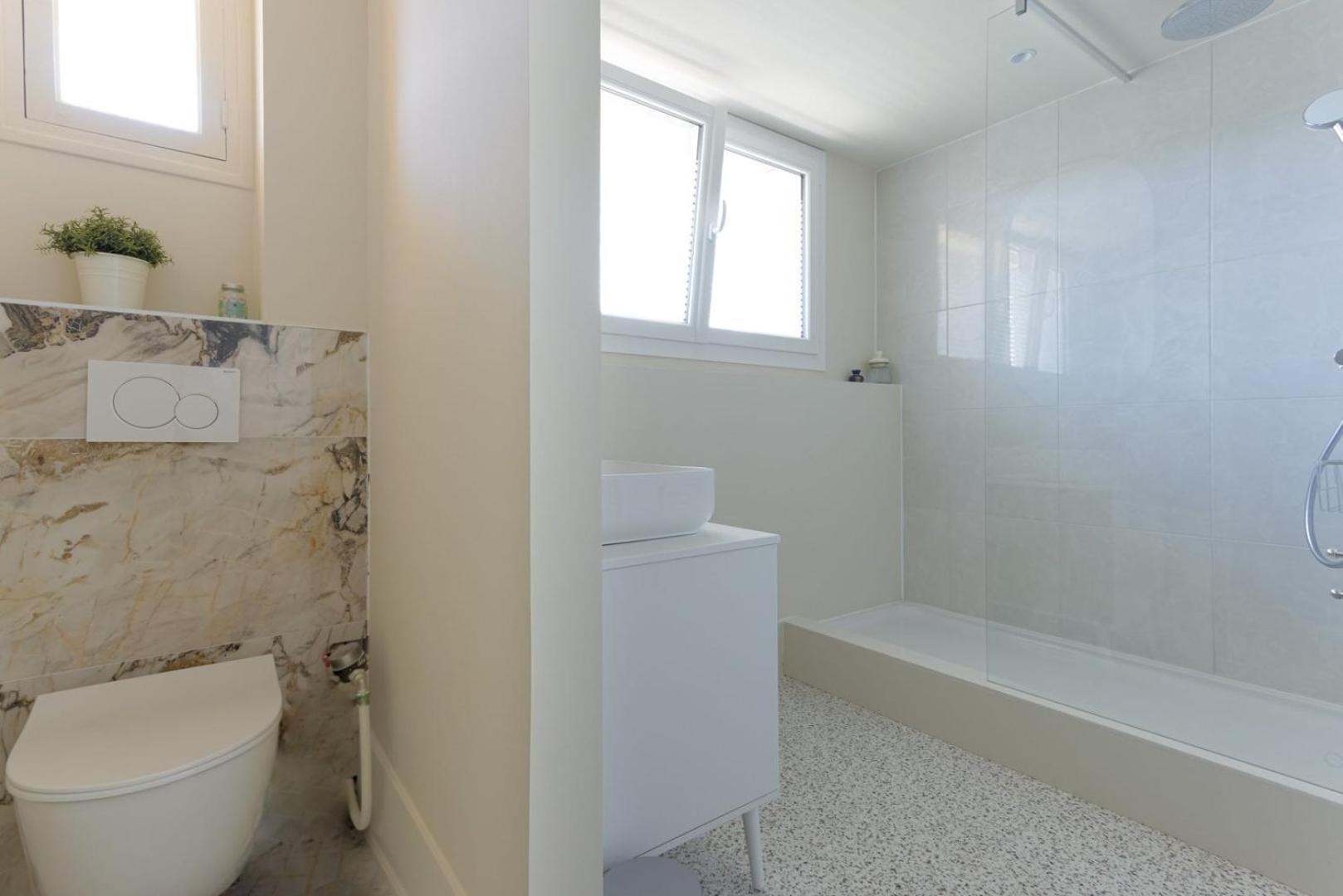 Apartment Lumineux Vue Sur Cannes