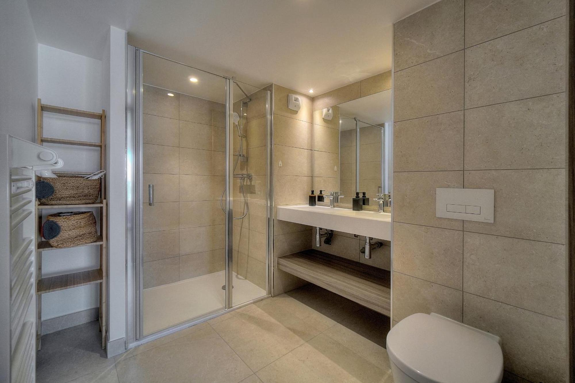 Spacieux Et Confortable 2 Pieces A1b259 Cannes