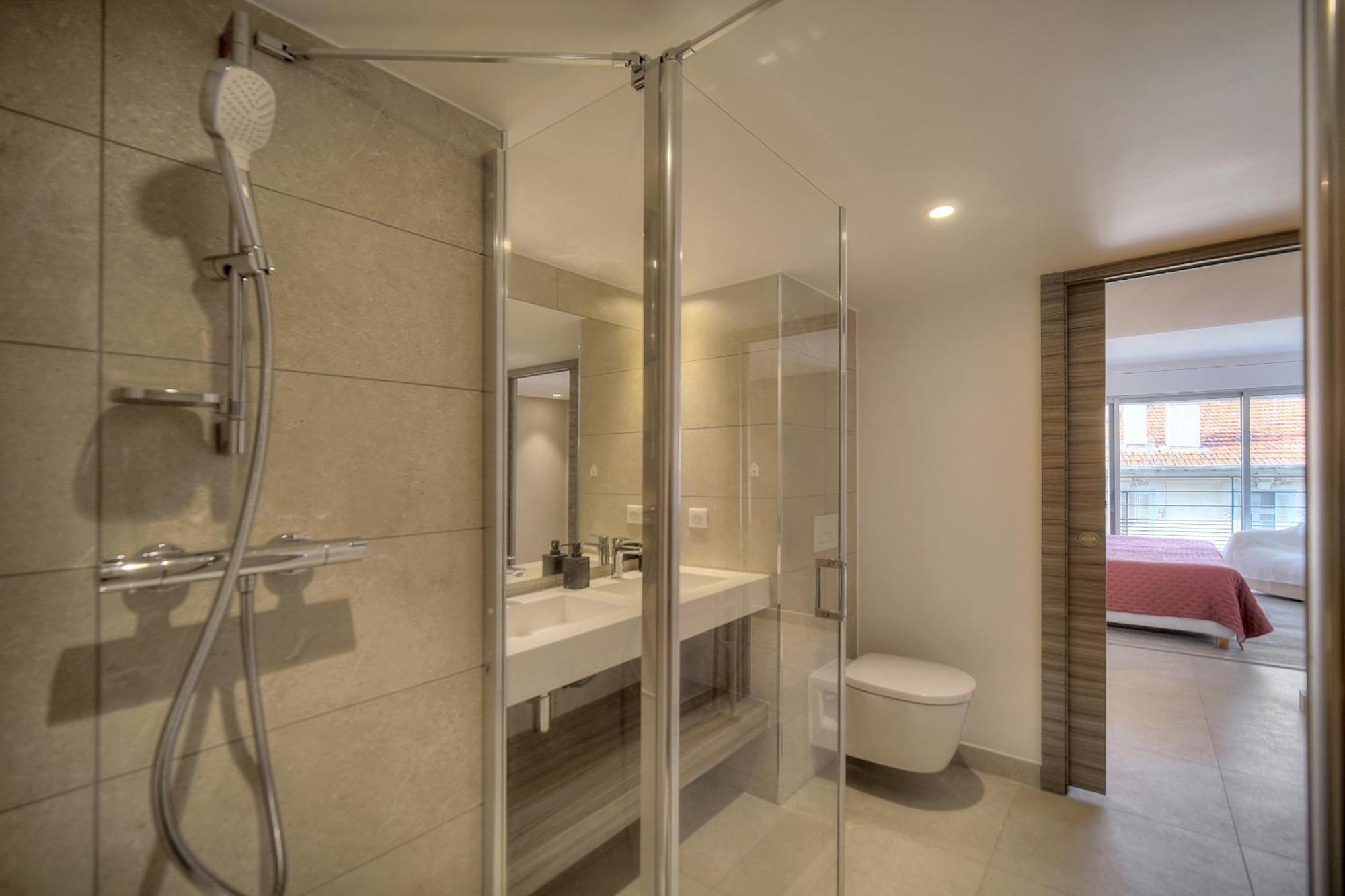 Spacieux Et Confortable 2 Pieces A1b259 Apartment Cannes
