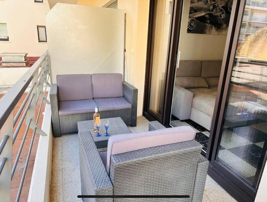 Veronica Apartment