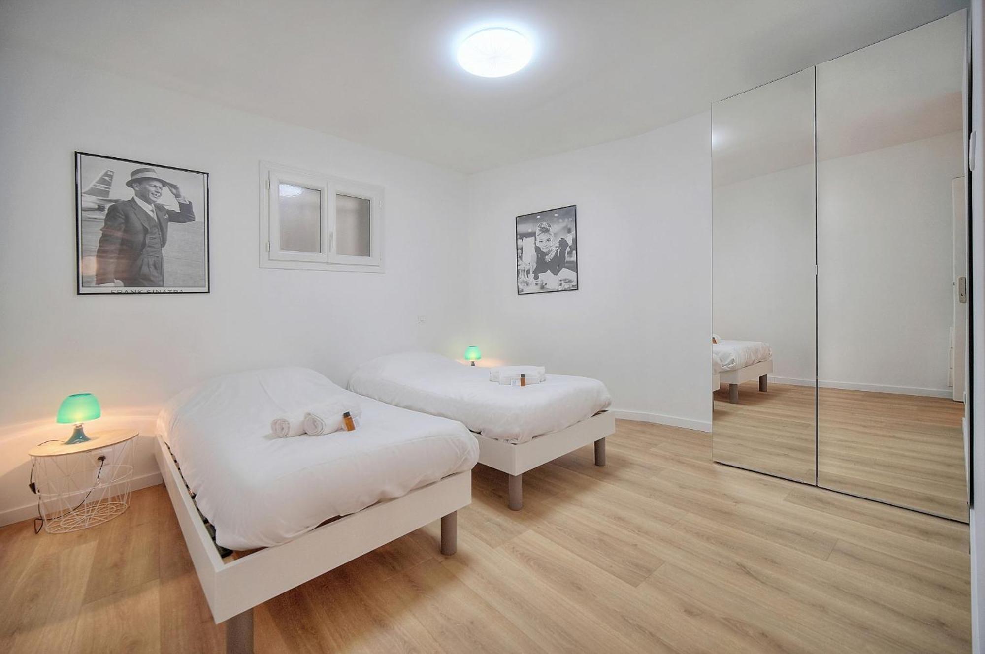 3 Pieces Centre A2b243 Apartment *