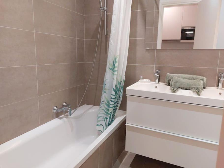 Le Trident De La - Axelle Loc'appart Apartment *