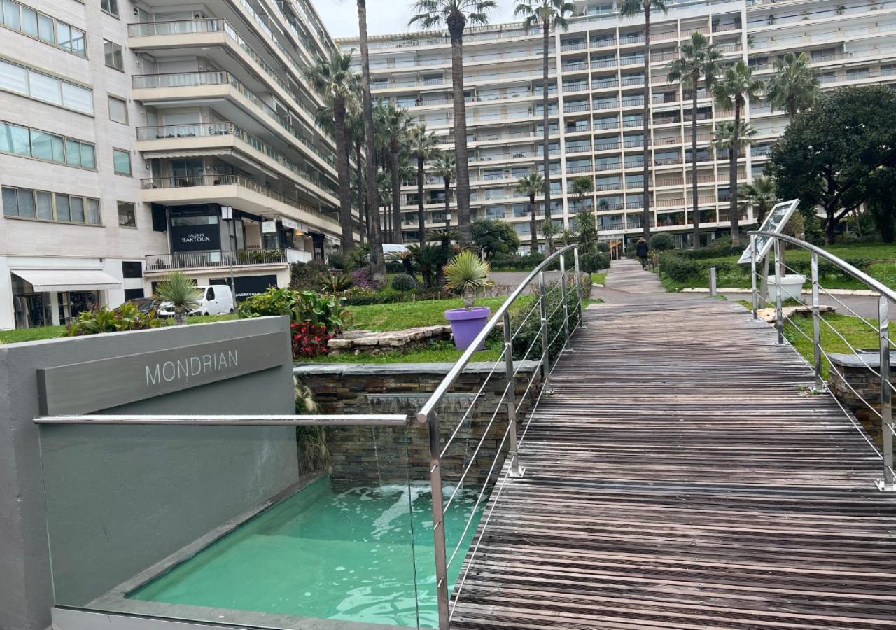 Azur Evasion Meuble Classe 3 Etoiles Croisette Festival Grand Cannes