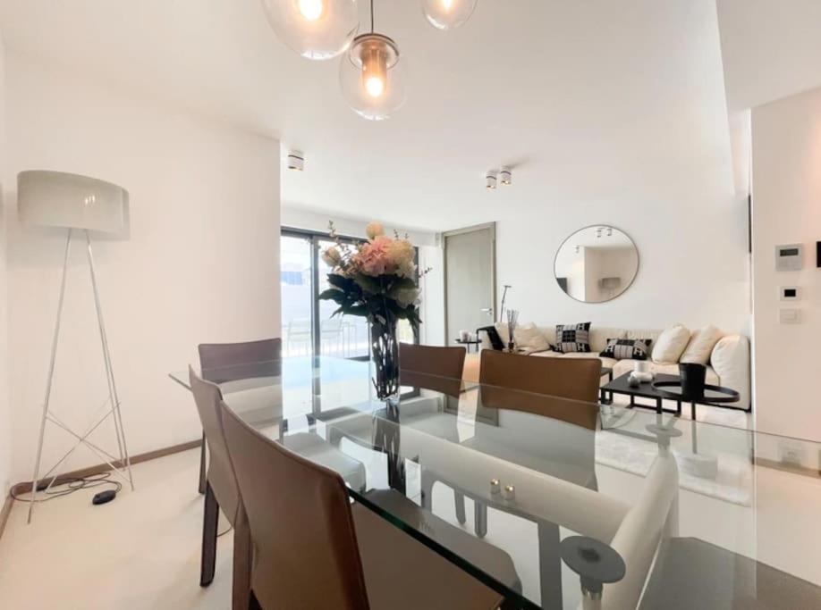Apartment 4 - 523
