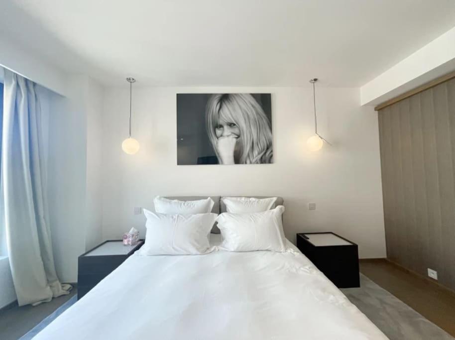 4 - 523 Cannes