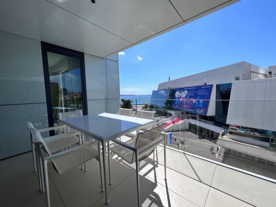 Apartment 4 - 523