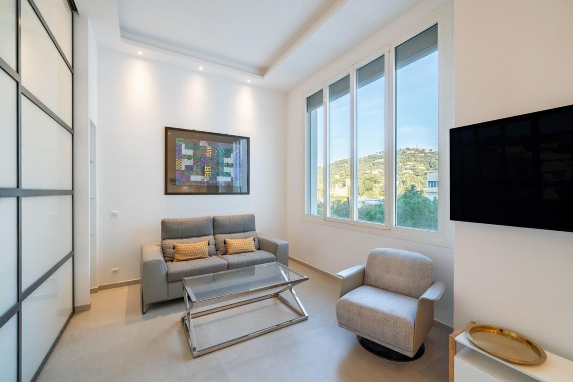 Apartment Wonderful One Bedroom In Le Gallia Cannes