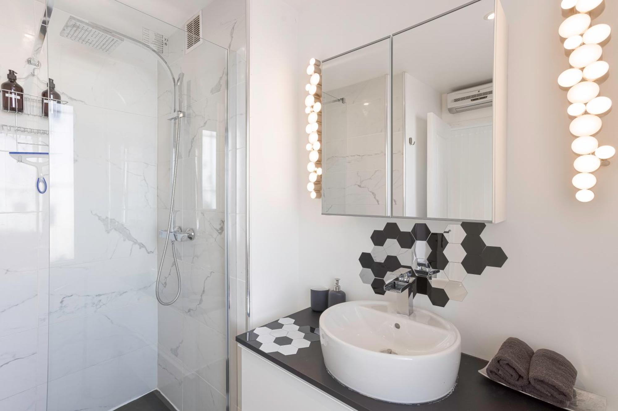 Bliss - 12mn A Pied Du Palais, 5mn Plages, Clim, Terrasse Apartment