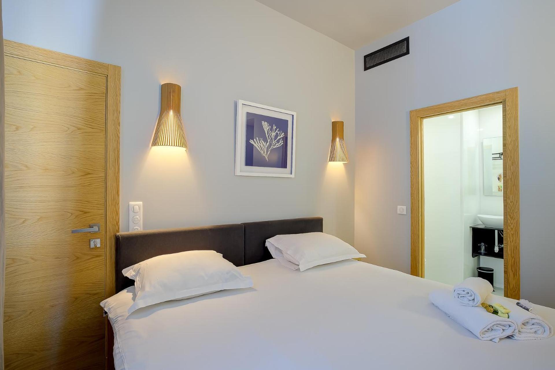 Apartment Superbe T5 Proche Du Palais Et De La Croisette