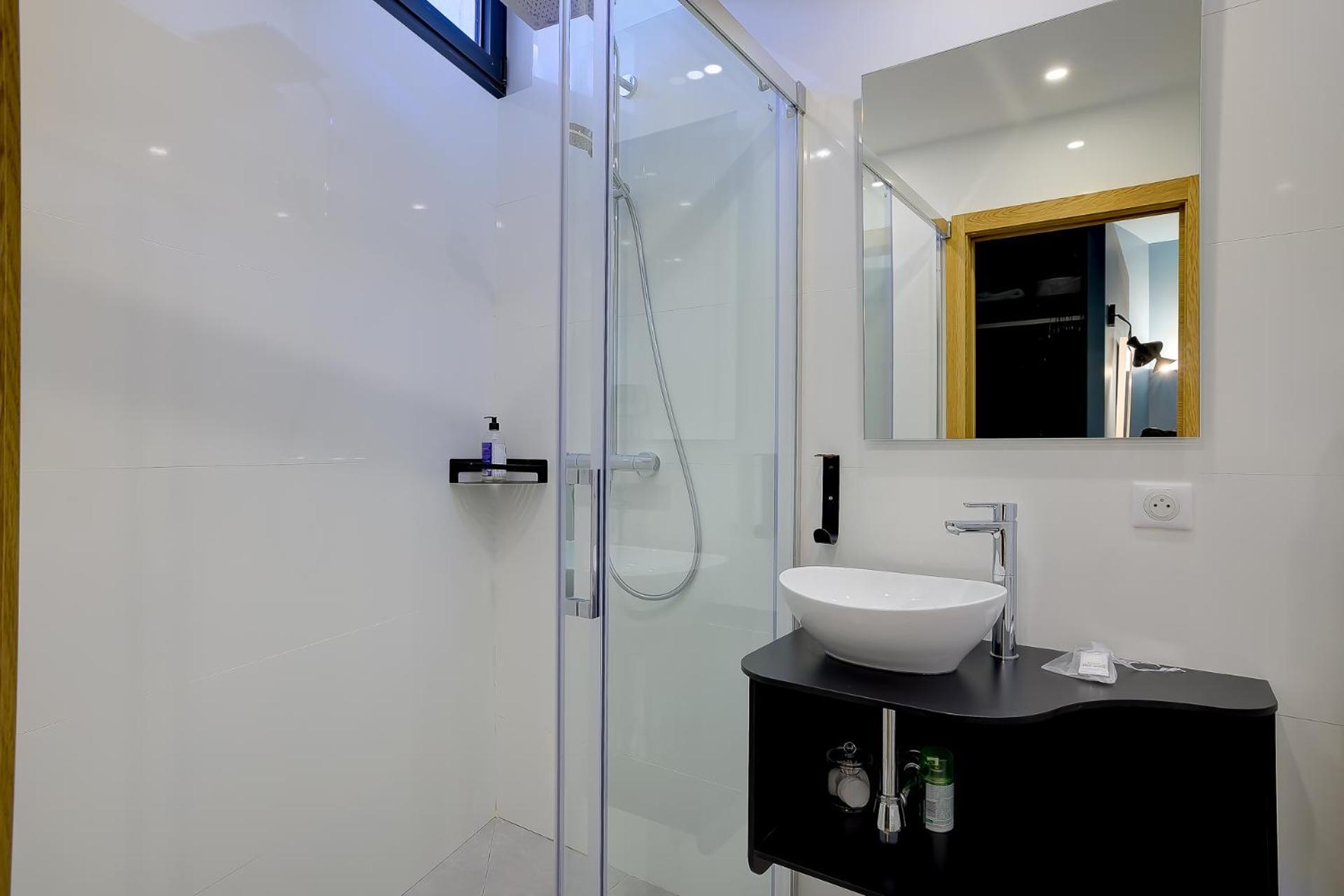 Apartment Superbe T5 Proche Du Palais Et De La Croisette